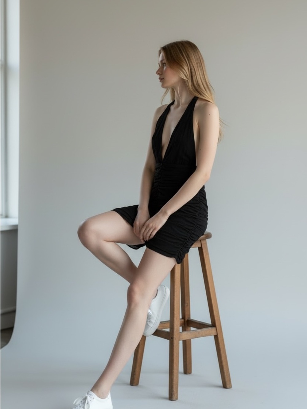 Black Halter Ruched Mini Dress - Women - Picture 2 of 2